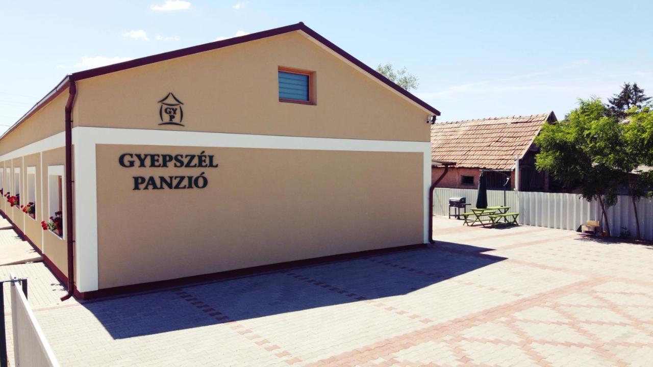 Gyepszel Panzio Tokaj Bed & Breakfast ภายนอก รูปภาพ